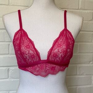 Free People Intimately Pink LaceTriangle Bralette NWOT Size Small Sexy Spring